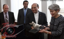 Marzouki offre à Irina Bokova un cadeau de Ben Ali !