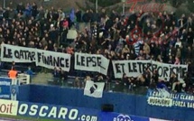 «Le Qatar finance le PSG... et le terrorisme», affichent les supporters de Bastia